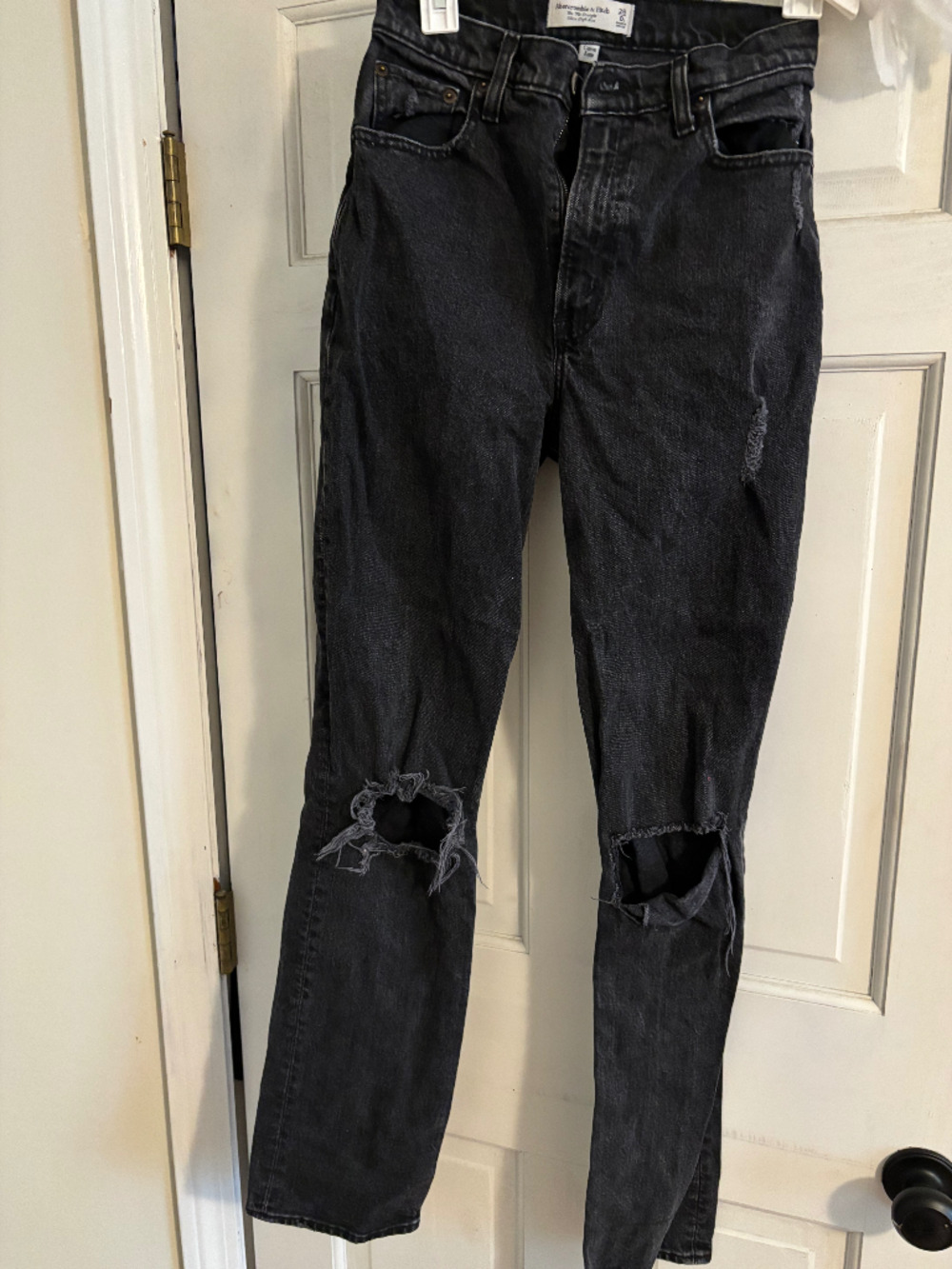 Black Abercrombie distressed jeans